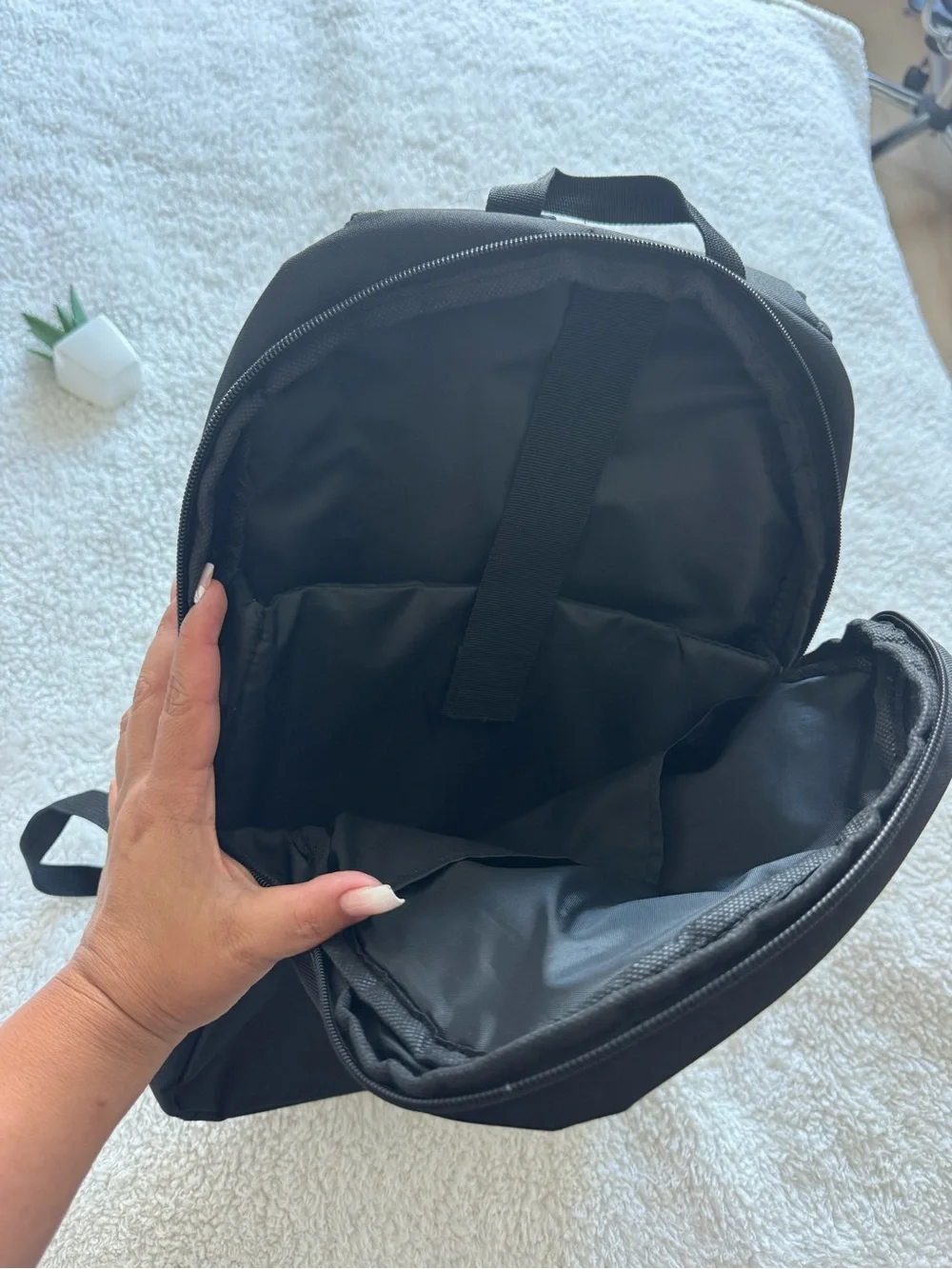 Lenovo Black Laptop Backpack with Padded Straps & Front Pocket – New